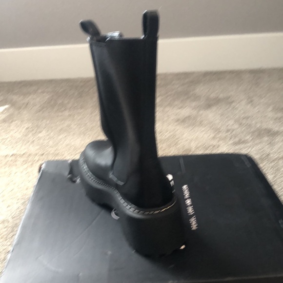 Boost - Picture 4 of 9